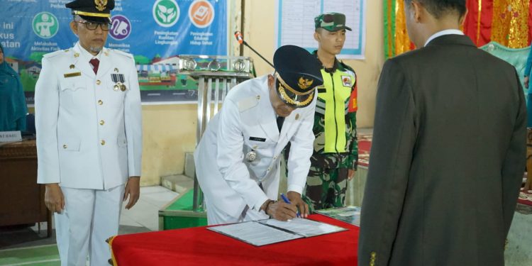 Serah Terima Jabatan Camat X Koto Diatas dan Pelantikan Ketua TP PKK yang Baru