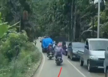 Akses Jalan Sumbar-Bengkulu Dibuka Secara Terbatas oleh Polisi