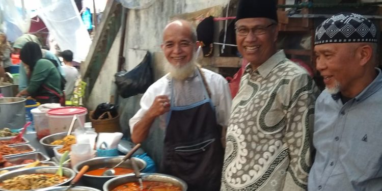 Pasar Pabukoan di Bukittinggi Ramai Dikunjungi Saat Ramadan, Wakil Walikota: Berkontribusi Tingkatkan Ekonomi dan Penuhi Kebutuhan Buka Puasa