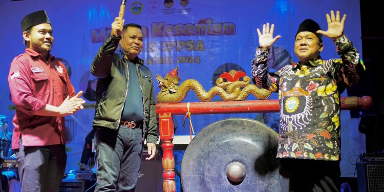 Bupati Sampaikan Kemajuan Daerah dalam Rakernas Sulit Air Sepakat