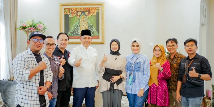 Bupati Solok Terima Kunjungan Kemenkominfo RI di Arosuka