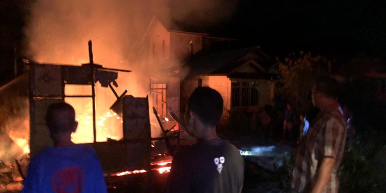 Musibah Kebakaran di Desa Gonis Tekam Telan Satu Korban Jiwa