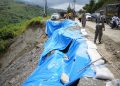 Sering Longsor, Jalan Nasional di Solok Ternyata Tanpa Drainase