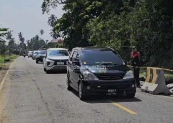 Jalan Raya Padang Panjang-Bukittinggi Dihantam Banjir Lahar Dingin Kembali