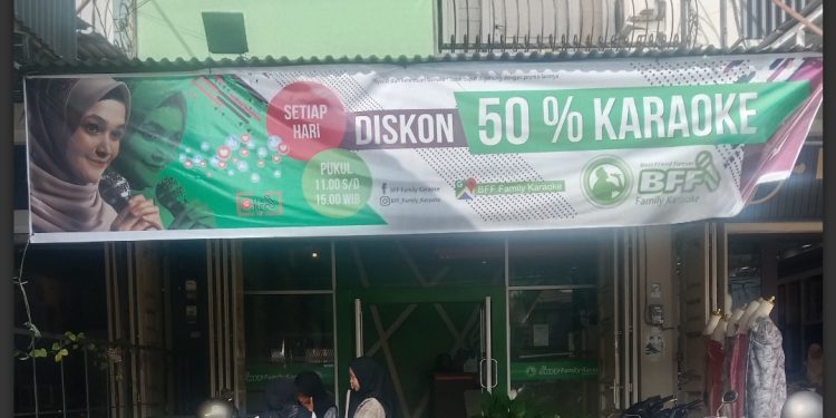 Rekomendasi Tempat Hiburan Asyik di Payakumbuh : Nikmati Serunya Karaoke Bersama Keluarga di BFF Family Karaoke!