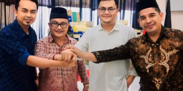 HM Yasir Datuak Paduko Tuan Beri Sinyal Mendukung RKN dan Deni Asra : Ganti Kepemimpinan dengan Pemimpin Muda dan Kaya Gagasan di Lima Puluh Kota