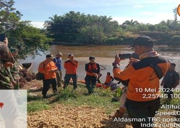 BPBD Pessel Melanjutkan Pencarian Dua Warga Lunang yang Terjatuh Saat Menyeberangi Sungai