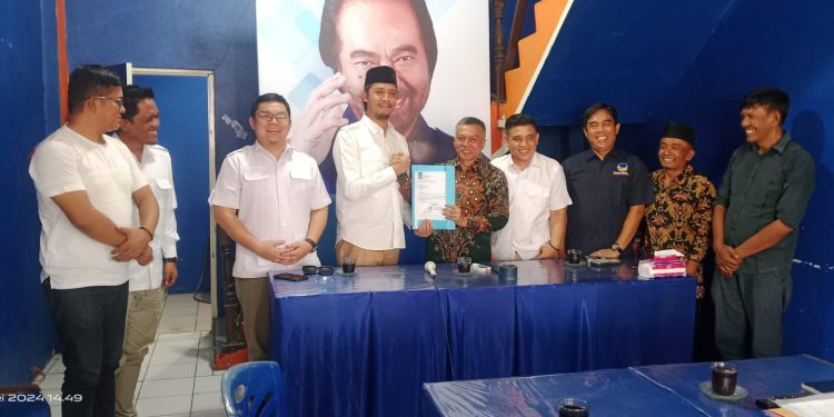Erman Safar Daftar Calon Kepala Daerah Bidik Empat Partai Politik