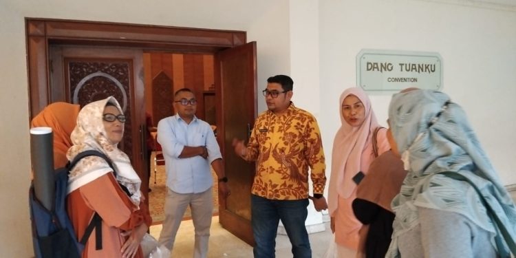 Program Unggulan Erman Safar: UMKM Bukittinggi Bernafas Lega