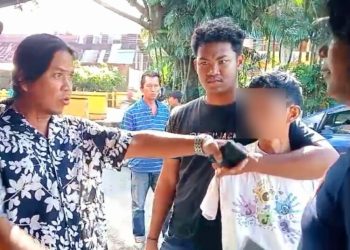 Viral Pencuri Terekam CCTV Saat Membobol Warung di Pakan Senayan Koto Nan 4