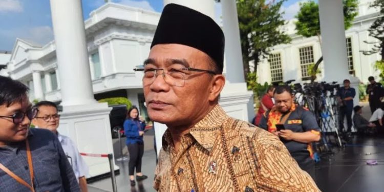 Pro/Kontra Pernyataan Mentri (PMK), Pemerintah Pertimbangkan Bantuan Sosial untuk Korban Judi Online