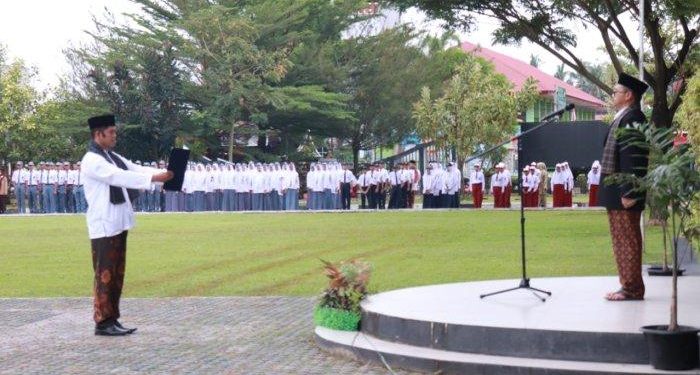 Harimau Sumatera Terekam CCTV di Halaman Masjid di Solok