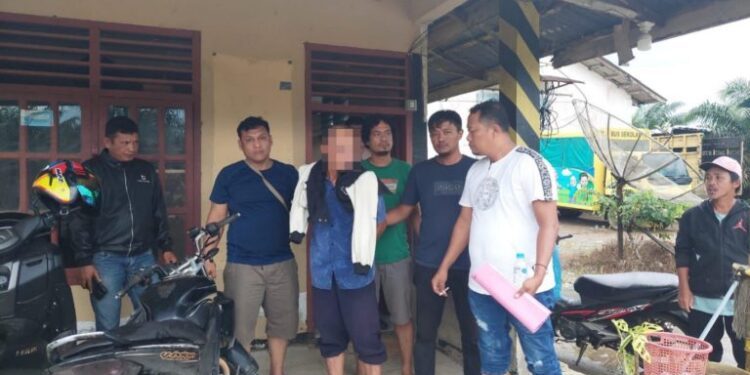 Bapaslon Ferizal Ridwan-Dedi Henidal Ajukan 16 Ribu Dukungan Baru ke KPU Limapuluh Kota