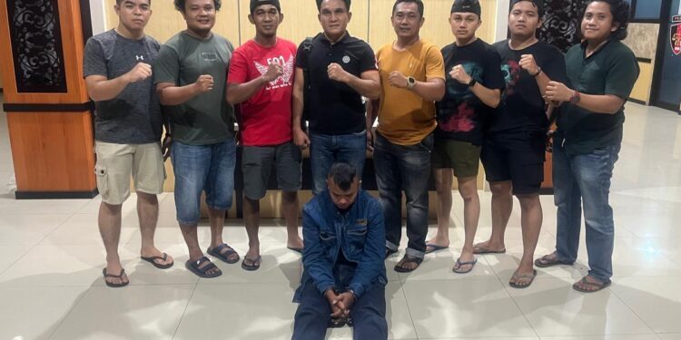 Tiga Pria Diduga Pelaku LGBT Ditangkap di Bukittinggi, Satpol PP Temukan Barang Bukti