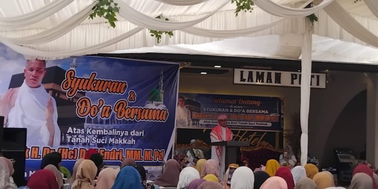 Praktisi Pendidikan Bukittinggi Adakan Syukuran Doa Bersama Usai Pulang dari Tanah Suci
