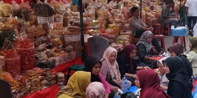 Berwisata ke Bukittinggi: Menikmati Kuliner Khas Kota Jam Gadang