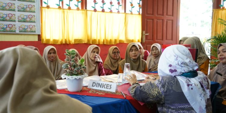 Kader Posyandu di Nagari Koto Sani Terima Kedatangan Tim dari Propinsi Sumbar
