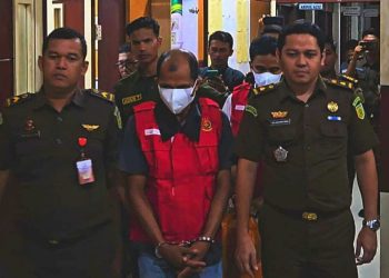 Kejari Payakumbuh Tahan Tiga Tersangka Korupsi Pengadaan Seragam Sekolah di Lima Puluh Kota