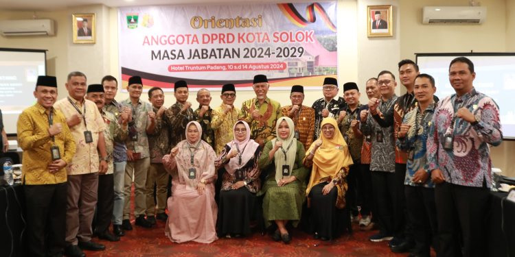 Anggota DPRD Kota Solok Ikuti Orientasi dan Pendalaman Tugas di Padang