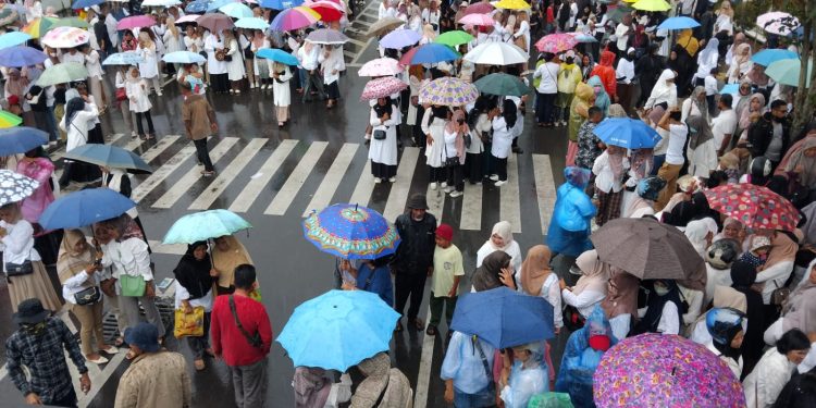 Erman Safar-Heldo Aura Disambut Massa Besar di Bukittinggi, Bukti Cinta Warga