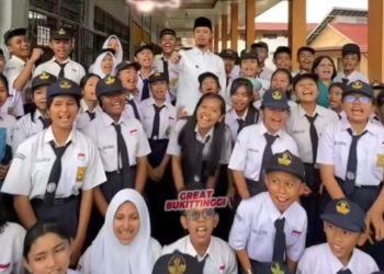 Walikota Bukittinggi, Erman Safar, SH, Menjadi Sorotan Kaum Muda di Kota Jam Gadang