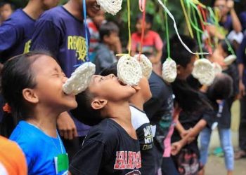 Spesial HUT RI 79 : Sejarah dan Filosofi Lomba Makan Kerupuk dalam Peringatan HUT RI