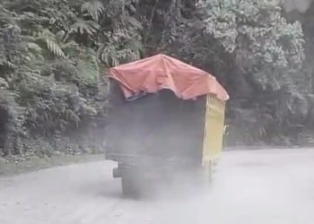 Kondisi Jalan Lintas Payakumbuh-Lintau Semakin Parah, Warga Resah