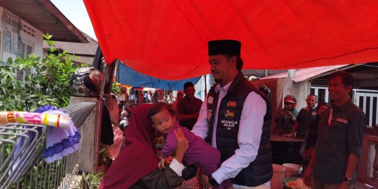 Saat Blusukan Erman Safar Dipuji, Ini Ungkapan Warga Bukittinggi.!