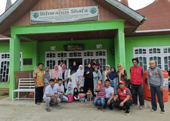 BPS Bunda dan PMI Bukittinggi Salurkan Bantuan ke Panti Asuhan di Agam