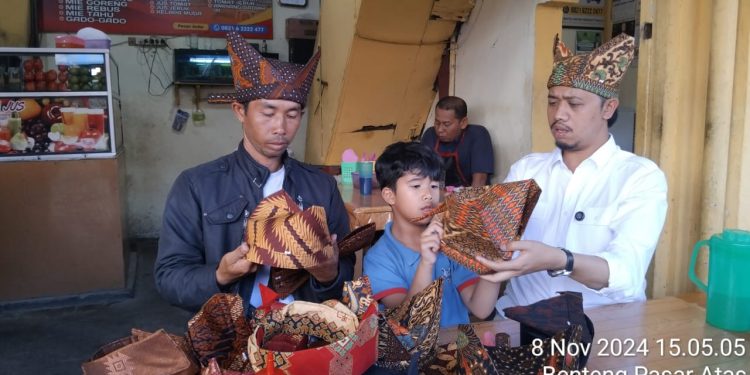 Bukittinggi: Erman dan Adam Safar Al Minangkabawi Belanja Deta