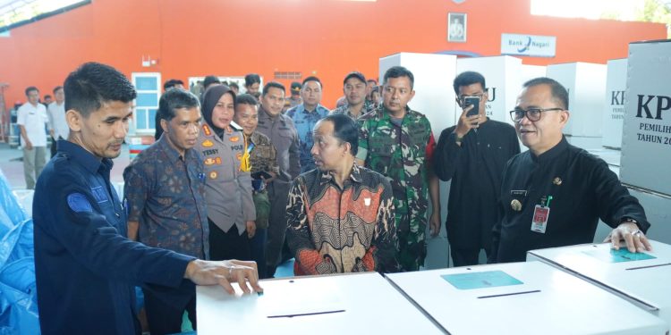 Pjs Wali Kota Bukittinggi Tinjau Kesiapan Logistik Pilkada 2024