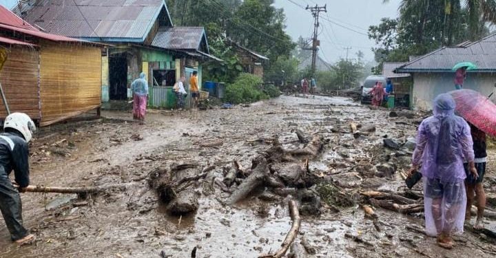 Walinagari Tanjung Sani Himbau Warga Waspada Banjir Bandang dan Longsor