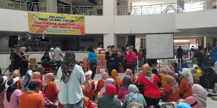 Kesenian Irama Minang Meriahkan HUT ke-40 PORPI di Bukittinggi