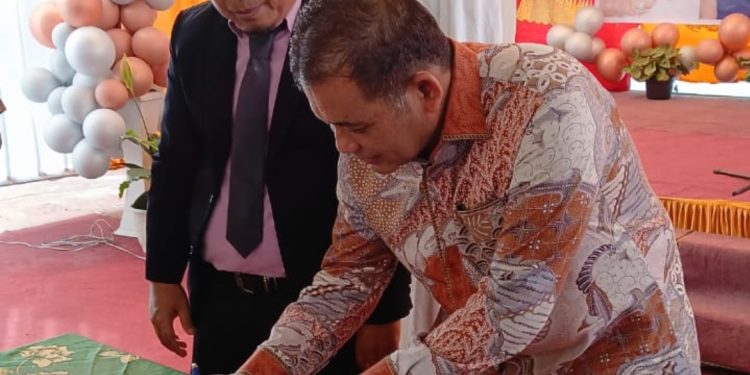 11 Tahun Memimpin, Afrizal Bawa SMAN 1 Harau Raih Prestasi Tingkat Nasional