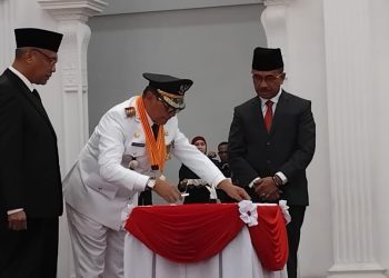 Sertijab Wali Kota dan Wakil Wali Kota Bukittinggi Periode 2025-2030 Berjalan Khidmat