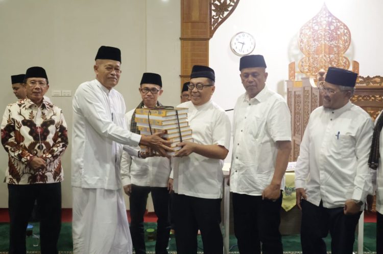Wakil Wali Kota Payakumbuh Serahkan Bantuan Pembangunan Masjid Al Muttaqin Bersama Tim Safari Ramadhan Provinsi Sumbar