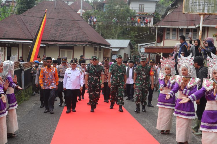 Tim Pengawasan dan Evaluasi Kunjungi Lokasi TMMD ke-123 di Kabupaten Agam