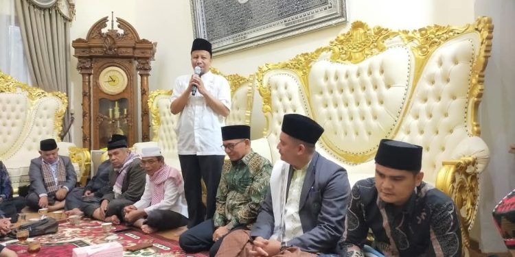 Silaturahmi dan Tadarusan Bersama Ustadz, Dai, dan Muballigh di Rumah Dinas Ketua DPRD Bukittinggi