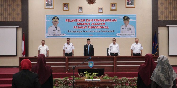 Wali Kota Payakumbuh Lantik 17 Pejabat Fungsional untuk Percepatan Birokrasi