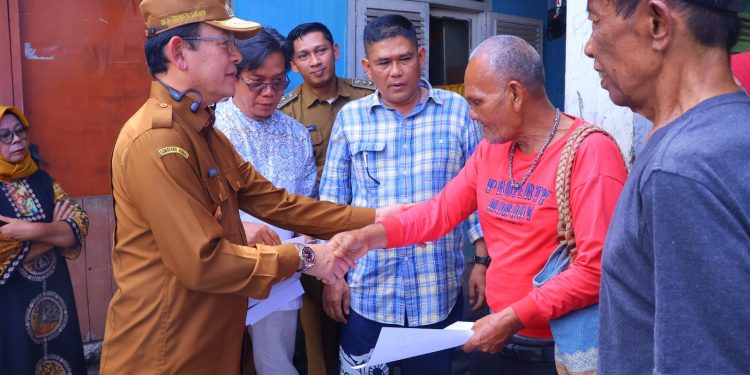 Baznas dan Pemko Payakumbuh Salurkan Bantuan untuk Korban Kebakaran di Kelurahan Nunang Daya Bangun
