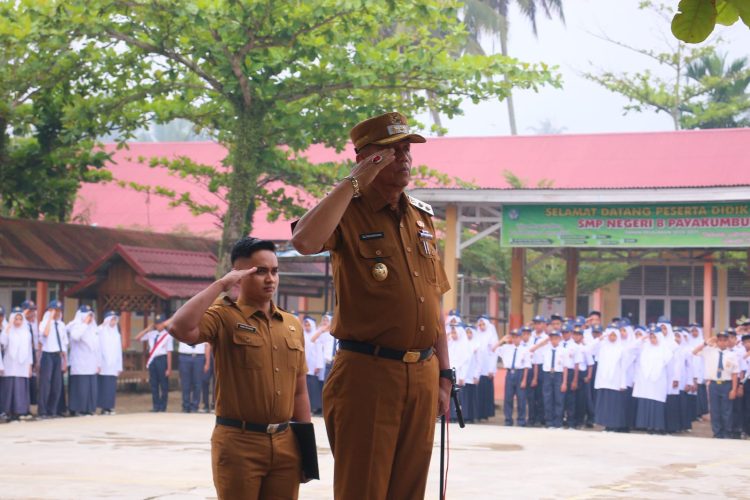 Wawako Elzadaswarman Ajak Siswa SMPN 8 Payakumbuh Terapkan Pola Hidup Bersih dan Sehat