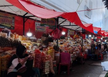 Bukan Hanya Jam Gadang, Bukittinggi Juga Surga Kuliner Keripik Sanjai
