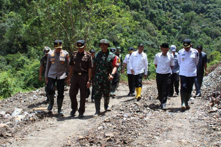 Kapolres 50 Kota Bersama Forkopimda Hadiri Pembukaan Pra TMMN Ke -124 Kodim 0306 / 50 Kota