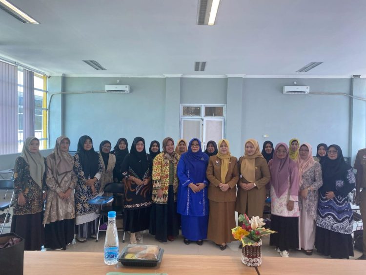 Disnakerperin Payakumbuh Gelar Pelatihan Ecoprint Lanjutan untuk Dorong Industri Kreatif Ramah Lingkungan