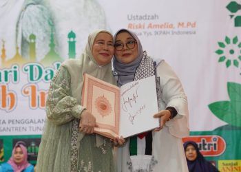 Safari Dakwah Bersama Dewi Yul: Pemko Payakumbuh Galang Donasi untuk Palestina dan Pesantren Tunanetra