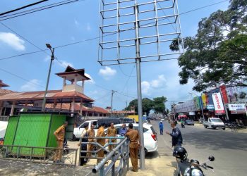Pemko Payakumbuh Tegas Tindak Billboard Tanpa Izin di Kawasan Pasar Ibuh