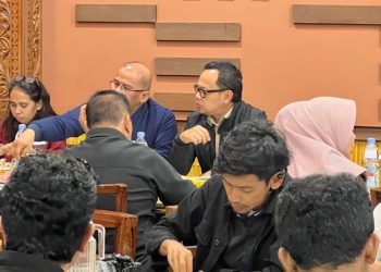 RM Family Benteng, Ikon Kuliner Minangkabau di Tengah Riuhnya Jam Gadang
