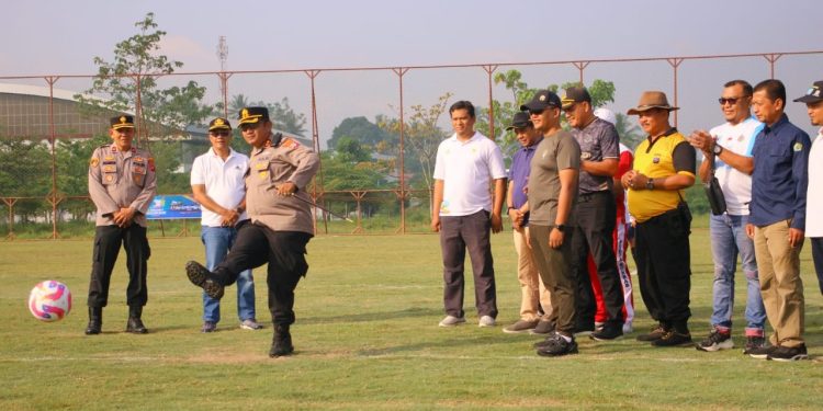 Polres Payakumbuh Gelar Turnamen Sepak Bola U-40 Antarinstansi Sambut Hari Bhayangkara ke-79