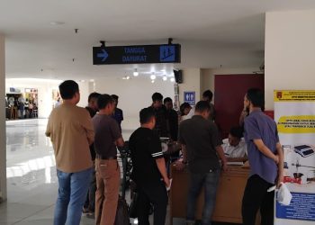 Tera Ulang Timbangan di Pasar Atas, Dorong Kejujuran dan Keadilan dalam Transaksi di Bukittinggi