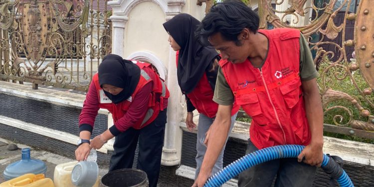 Berbuat Tanpa Batas, PMI Bukittinggi Tampil sebagai Penolong di Tengah Krisis